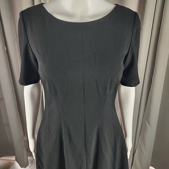 Tahari Arthur S. Levine Black Pencil Zip Short Sleeve Round Neck Dress Size 4 - Picture 2 of 10